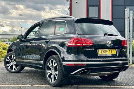 Volkswagen Touareg 3.0 TDI V6 BlueMotion Tech R-Line SUV 5dr Diesel Tiptronic 4WD Euro 6 (s/s) 14