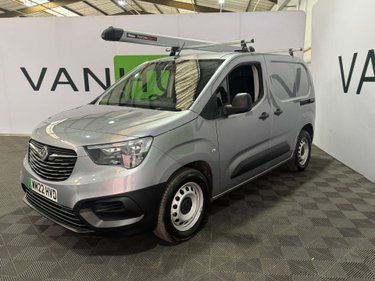 Vauxhall Combo Combo-e 2300 Dynamic SWB 2