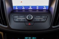 Ford Kuga TITANIUM EDITION 30