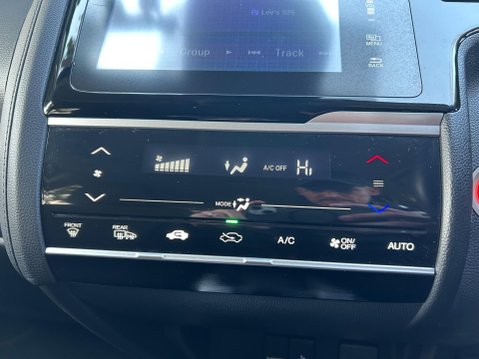 Honda Jazz I-VTEC EX NAVI 30