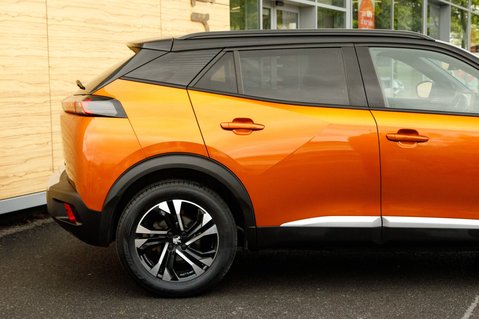 Peugeot 2008 GT 8