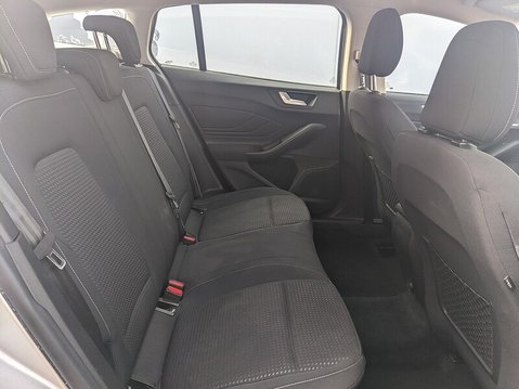 Ford Focus EcoBlue Zetec 17