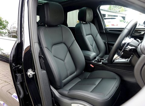 Porsche Macan S Diesel 12