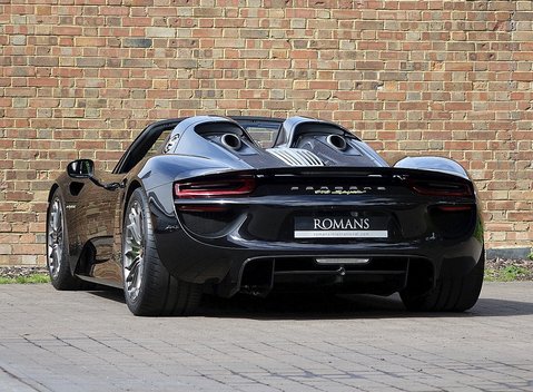Porsche 918 Spyder 13