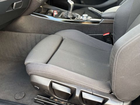 BMW 2 Series 2.0 220i Sport 2dr 54