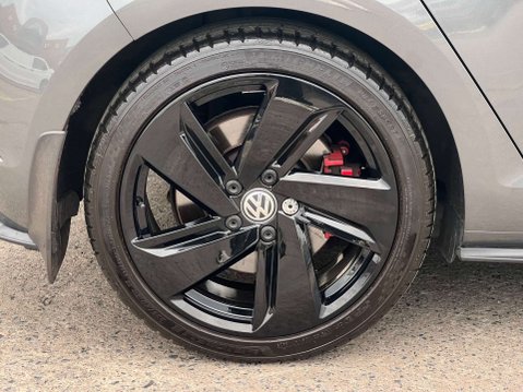 Volkswagen Golf 2.0 Golf GTi Performance TSi Semi-Automatic 5dr - NATIONAL DELIVERY* 52