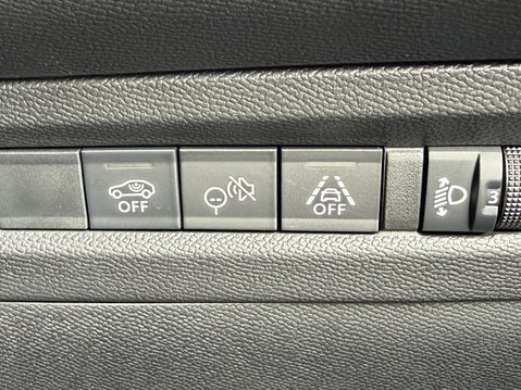 Vauxhall Frontera 83kW GS 44kWh 5dr Auto 31