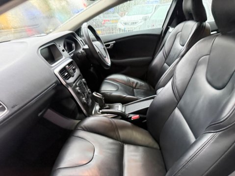 Volvo V40 2.0 D3 SE Lux Nav Geartronic Euro 5 (s/s) 5dr 30