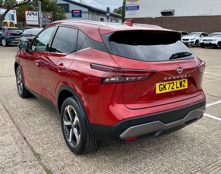 Nissan Qashqai 1.3 Qashqai N-Connecta DiG-T MHEV 5dr 8
