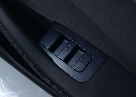 Tesla Model 3 Saloon 4dr Electric Auto RWD (208 ps) 33