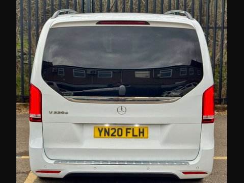 Mercedes-Benz V Class 2.2 V220d AMG Line MPV 5dr Diesel G-Tronic+ Euro 6 (s/s) 7 Seat (163 ps) 42