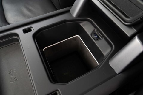 Land Rover Defender P400e XS Edition 17