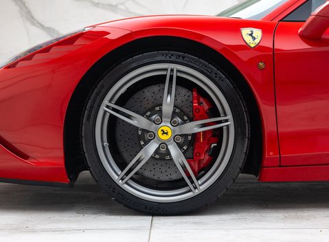 Ferrari 458 Speciale 36