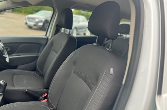 Dacia Logan ESSENTIAL 1.0 TCE ESTATE 33