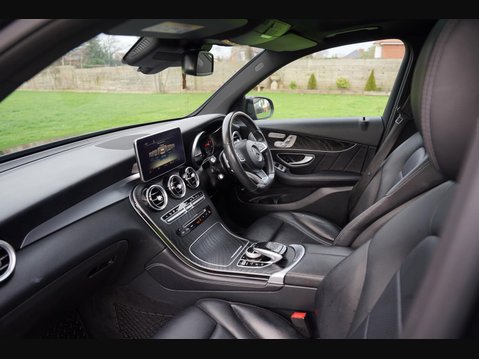 Mercedes-Benz GLC 2.1 GLC250d AMG Line (Premium Plus) G-Tronic 4MATIC Euro 6 (s/s) 5dr 22