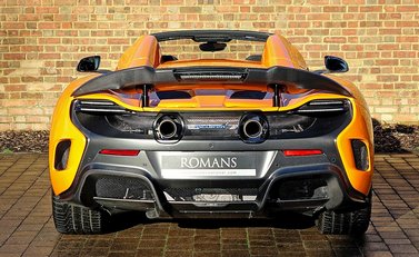 McLaren 675 LT Spider 8