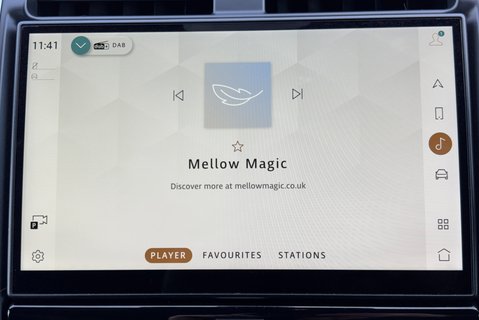 Land Rover Discovery D300 R-Dynamic HSE MHEV Panel Van 27