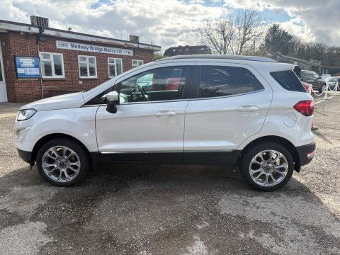 Ford Ecosport TITANIUM 10