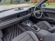 Porsche 911 3.0 911 Carrera GTS PDK 8