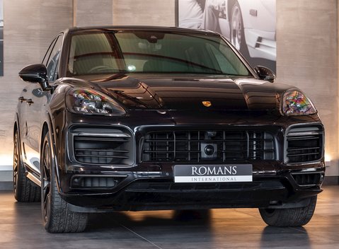 Porsche Cayenne GTS 1