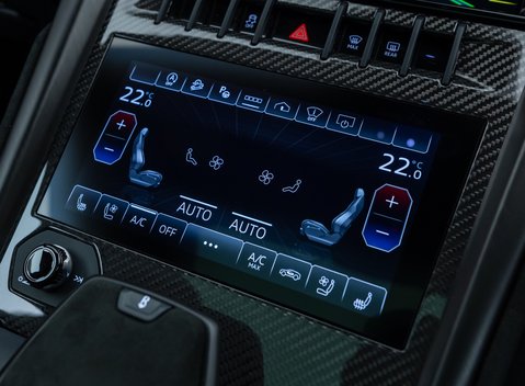 Lamborghini Urus PERFORMANTE 26