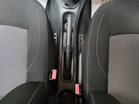 Dacia Duster 1.5 dCi Laureate EDC Euro 6 (s/s) 5dr 17