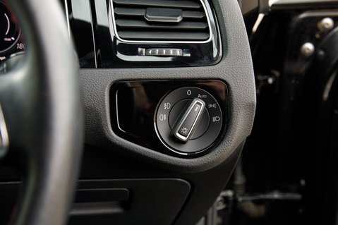 Volkswagen Golf GTI PERFORMANCE TSI DSG 17