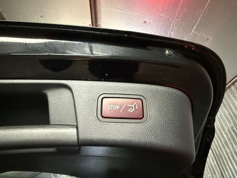 Mercedes-Benz GLA 1.6 GLA 180 AMG Line Edition Auto 5dr 36