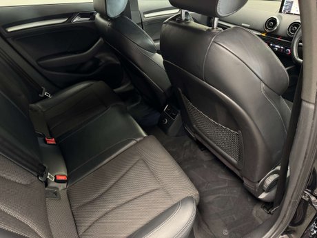 Audi A3 1.5 A3 Sportback Black Edition TFSI 5dr 33