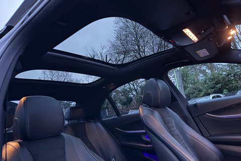 Mercedes-Benz E Class E 400 D 4MATIC AMG LINE PREMIUM PLUS - RARE -20 INCH ALLOYS -PAN ROOF  58
