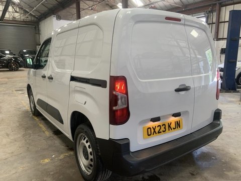 Peugeot Partner BLUEHDI PROFESSIONAL PREMIUM PLUS L1 11
