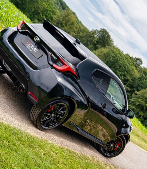 Toyota GR Yaris Circuit 4WD 1