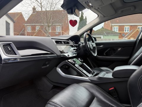 Jaguar I-Pace 400 90kWh SE Auto 4WD 5dr 52