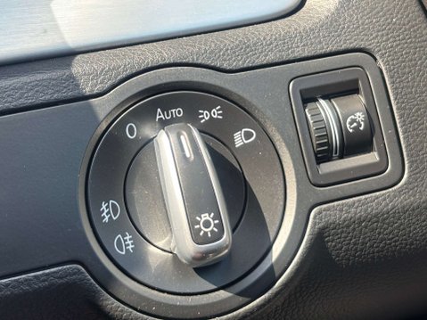 Volkswagen CC 2.0 CC GT BlueMotion Technology TDI Semi-Auto 4dr 28