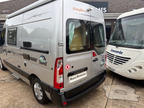 Devon Tempest 1 OWNER 2 BERTH HIGH TOP WITH ONLY 20,000 MILES 3