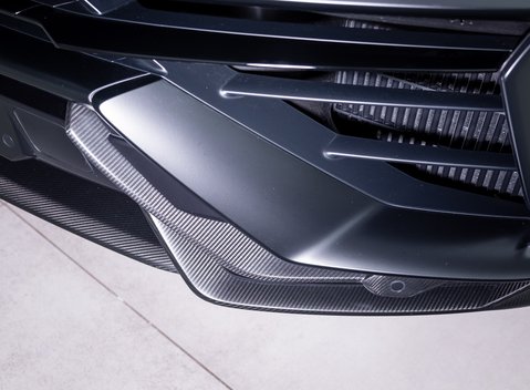 Lamborghini Urus Performante 36