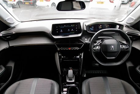 Peugeot 208 ALLURE