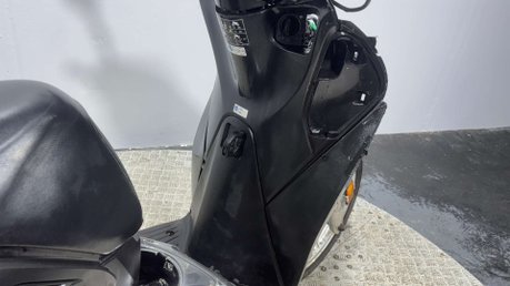Honda SH125 2019 GOOD PARTS BREAKER SCOOTER SPARES OR REPAIR SH 125CC 16