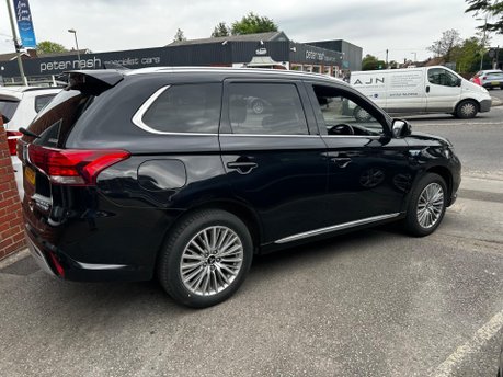 Mitsubishi Outlander 2.4h TwinMotor 13.8kWh 4h CVT 4WD Euro 6 (s/s) 5dr 20