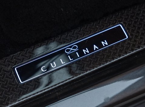 Rolls-Royce Cullinan BLACK BADGE 26