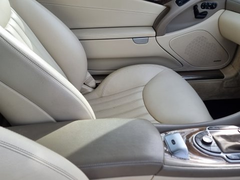 Mercedes-Benz SL Series SL500 20