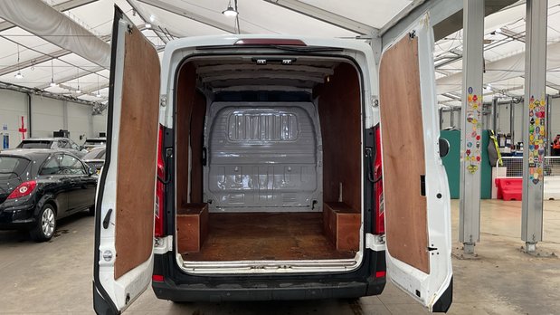 Maxus Deliver 9 MWB L2H3 High Roof Air Con Sensors EURO 6 NO VAT 5
