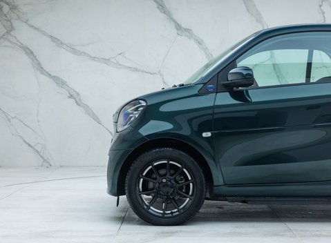 Smart Fortwo Coupe RACING GREEN EDITION 50