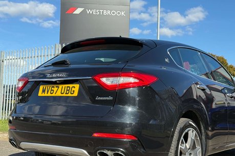 Maserati Levante 3.0D V6 SUV 5dr Diesel ZF 4WD Euro 6 (s/s) (275 ps) 23