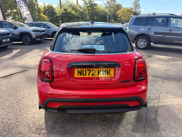 Mini Hatch COOPER EXCLUSIVE 8