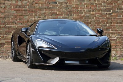 McLaren 570 GT