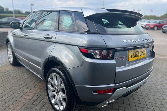 Land Rover Range Rover Evoque 2.2 SD4 DYNAMIC AUTO 9