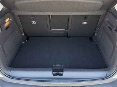 Vauxhall Crossland 1.2 Turbo Ultimate 5dr 37