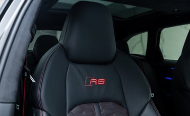 Audi RS6 AVANT PERFORMANCE CARBON VORSPRUNG 16