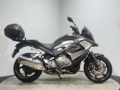 Honda VFR 2014 ONLY 28K NEW MOT CLEAN ADVENTURE TOURER BIKE 800CC